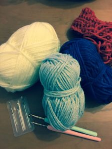 気分転換(暇つぶし?) 編み物